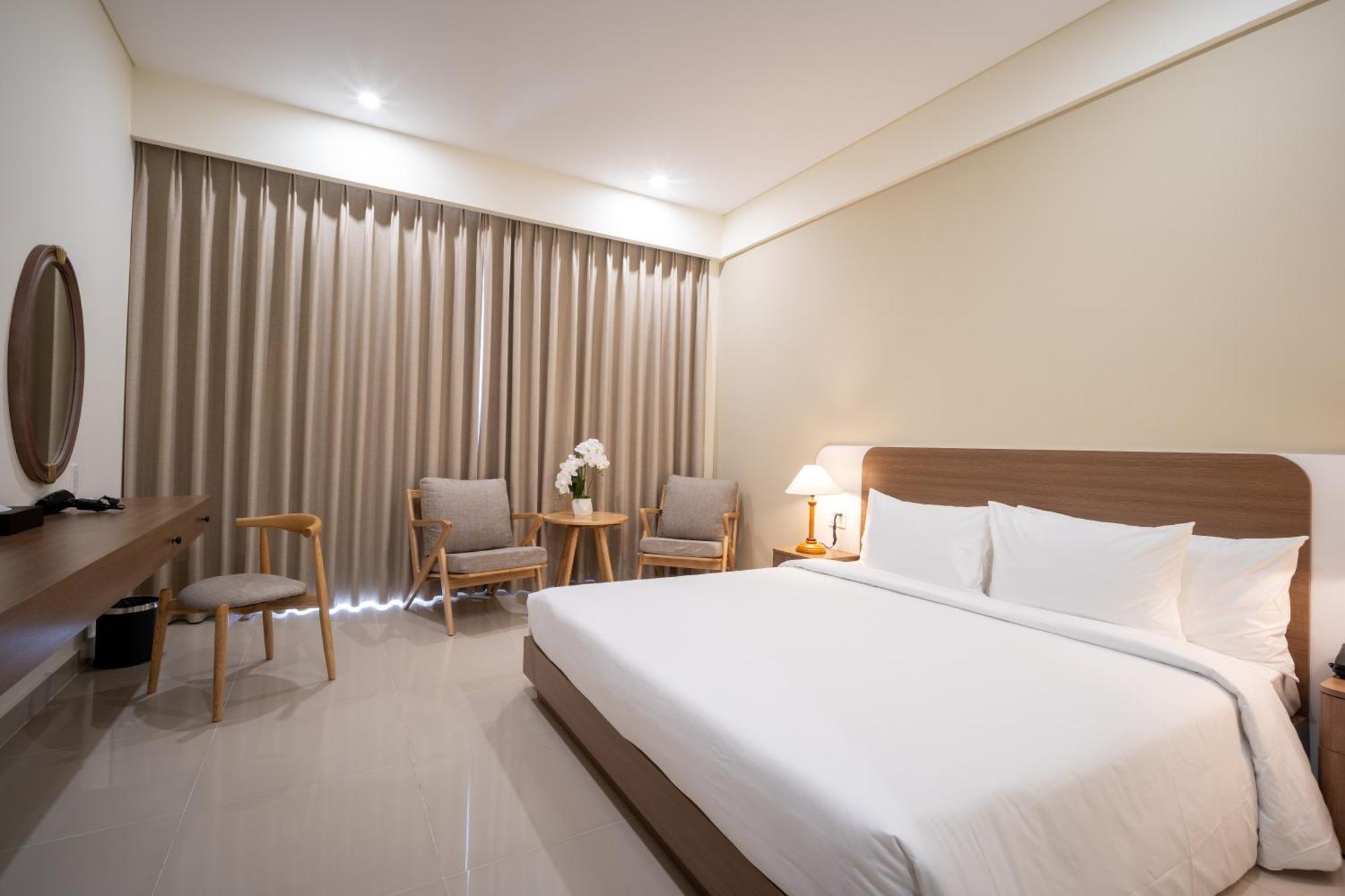 The Hub Hotel - Airport Хошимін Екстер'єр фото